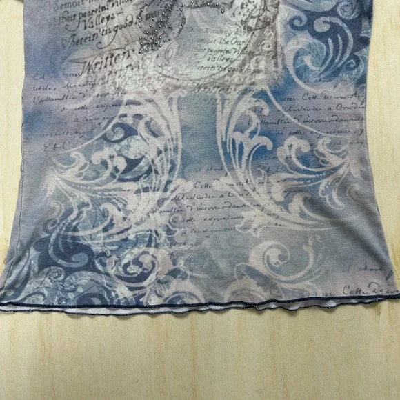 Y2K Xcit U.s.a. Shirt Womens Small Blue Scroll Script Rhinestone V Neck Top - Picture 2 of 9